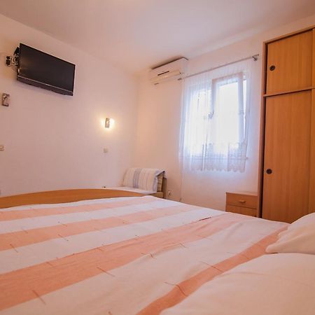 Kos Apartments ボル エクステリア 写真