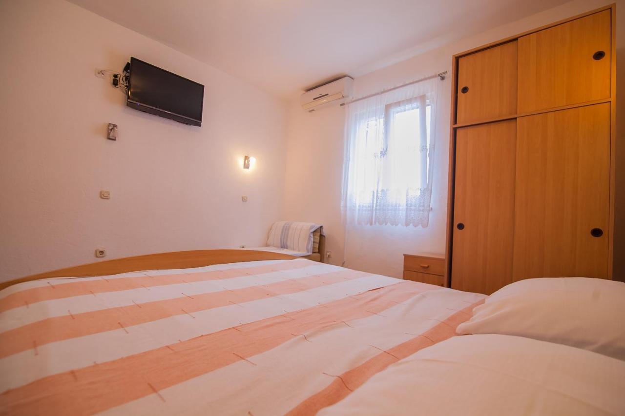 Kos Apartments ボル エクステリア 写真