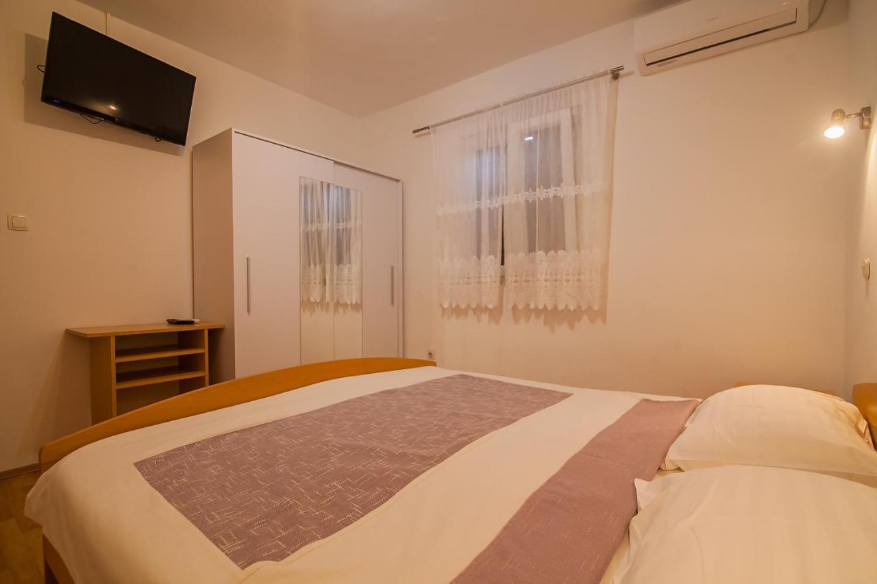 Kos Apartments ボル エクステリア 写真