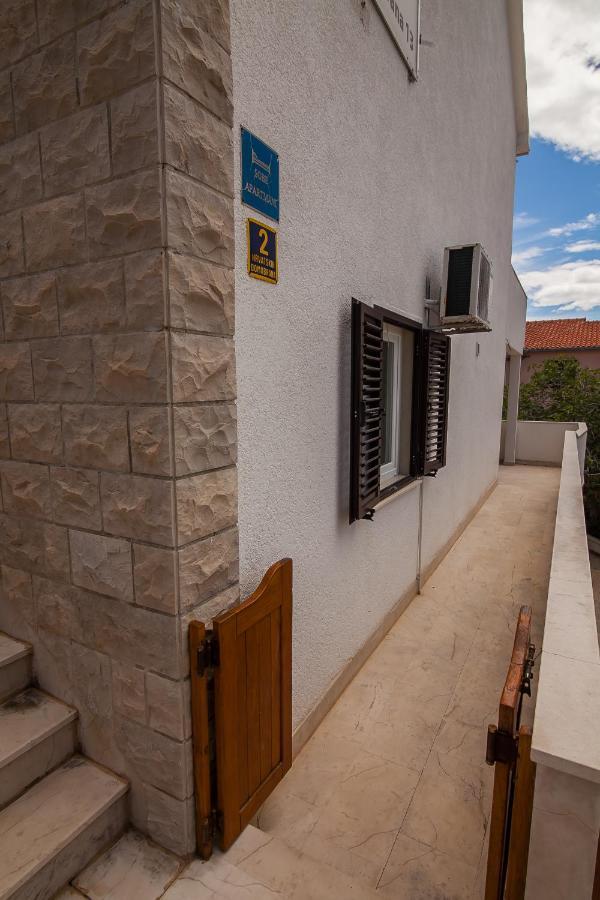 Kos Apartments ボル エクステリア 写真