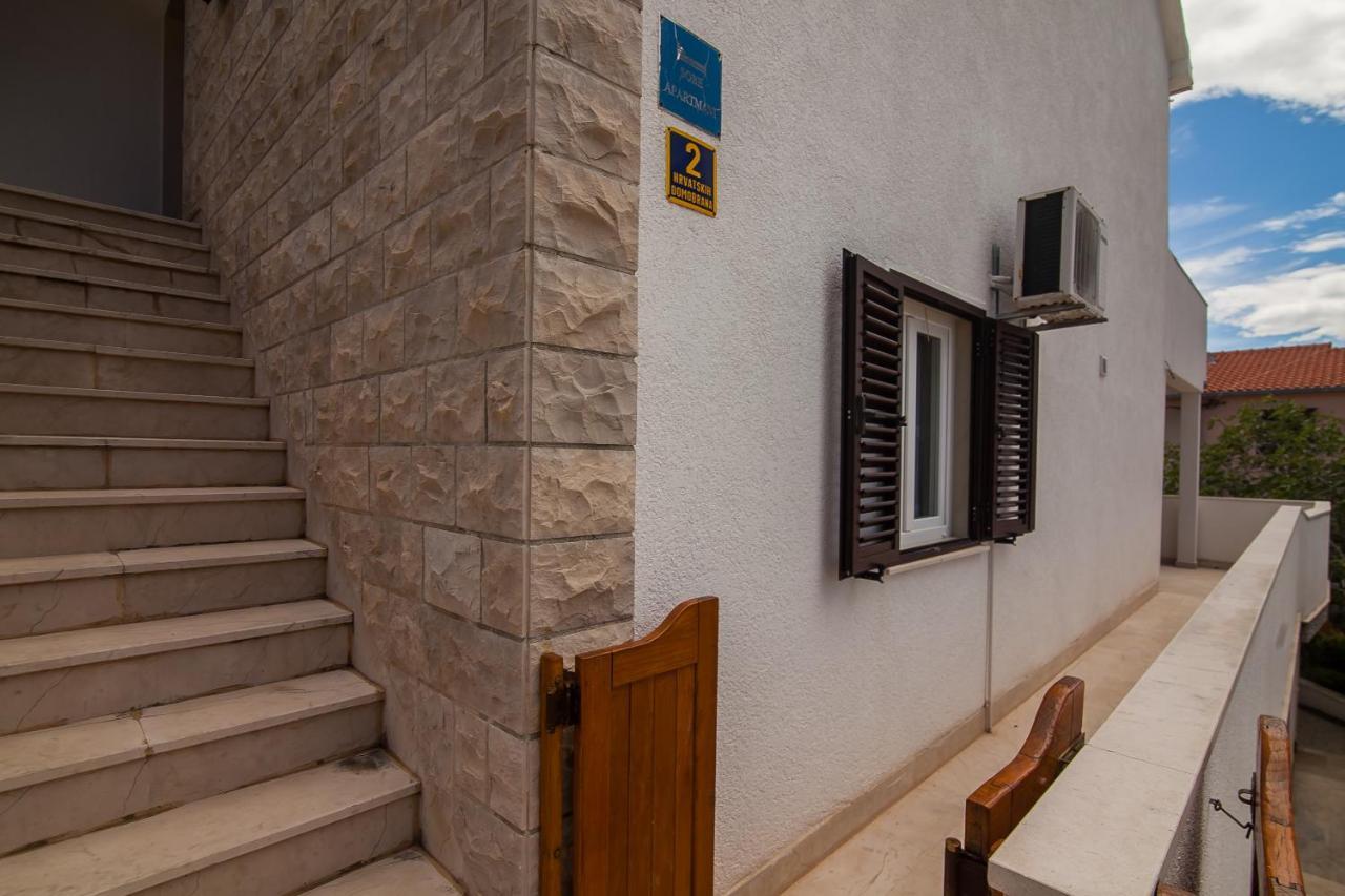 Kos Apartments ボル エクステリア 写真